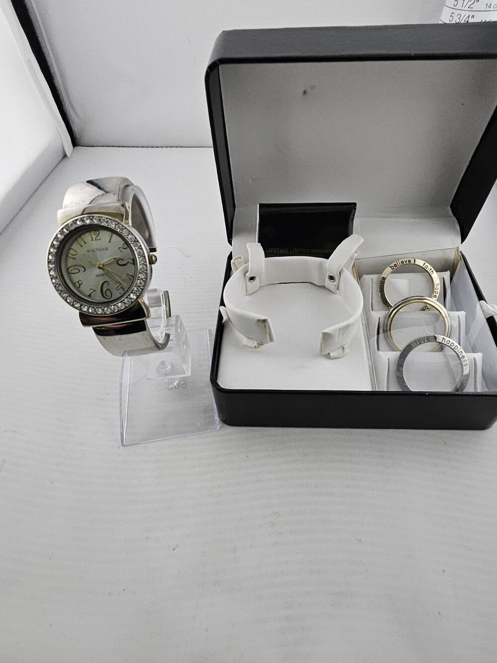 Ladies Vintage Waltham Interchangeable Bezel Watch In Original Case